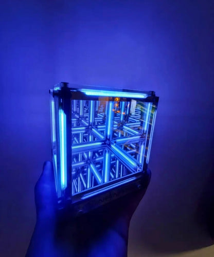 Infinity Mirror Cube